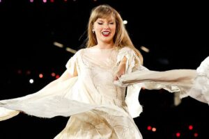 Taylor Swift Says Her 'Emotions Have Gotten Pretty Heightened' as She Heads Into Final 3 Eras Tour Shows