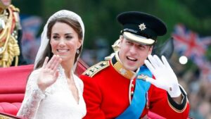 Prince William and Kate Middleton are like 'teenagers in love,' defying royal protocol: expert