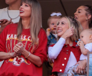 https://usaboomin.com/overjoyed-brittany-mahomes-treasures-a-thoughtful-baby-gift-from-taylor-swift-for-little-golden-a-memory-to-last-a-lifetime/