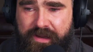 "Jason Kelce's Emotional Plea: Shares Heartfelt Health Update About Mom Donna Kelce From the Hospital—'We Need Your Prayers.'"