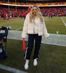 JUST IN: Brittany Mahomes Claps Back at NFL Fans Over ‘Disgusting’ Criticism of Husband Patrick After Securing His Fifth Super Bowl Appearance… Full Details Below 👇