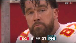 Emotional Travis Kelce Reportedly Breaks Down in Locker Room, Tells Teammates He’s Retiring After Heartbreaking Super Bowl Loss to Eagles—Struggles to Hold Back Tears in Front of Taylor Swift: “I’m Sorry for Letting You All Down”